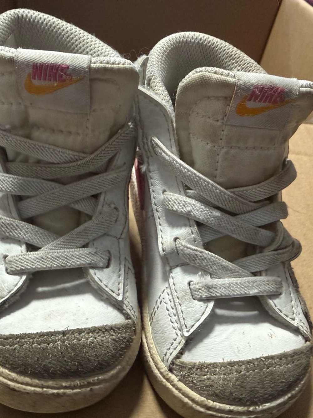 Nike Kids White High-Top Sneakers with Pink and Gold Logo Accents